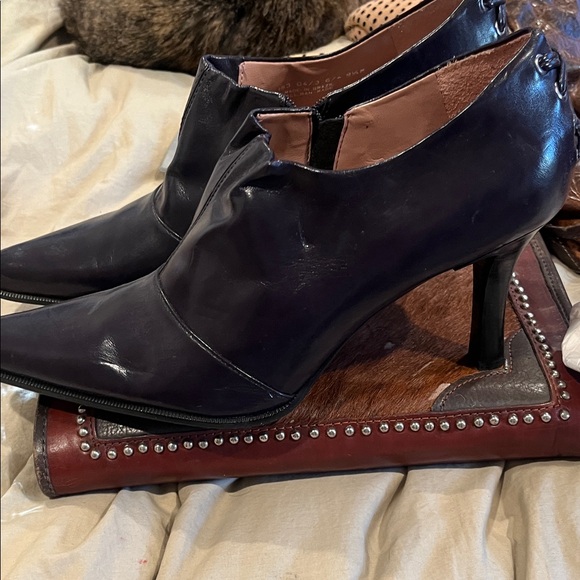 Franco Sarto black Leather Loafers - Picture 2 of 6